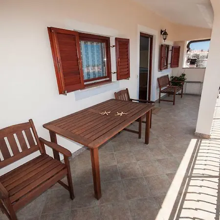 Apartman Vista *